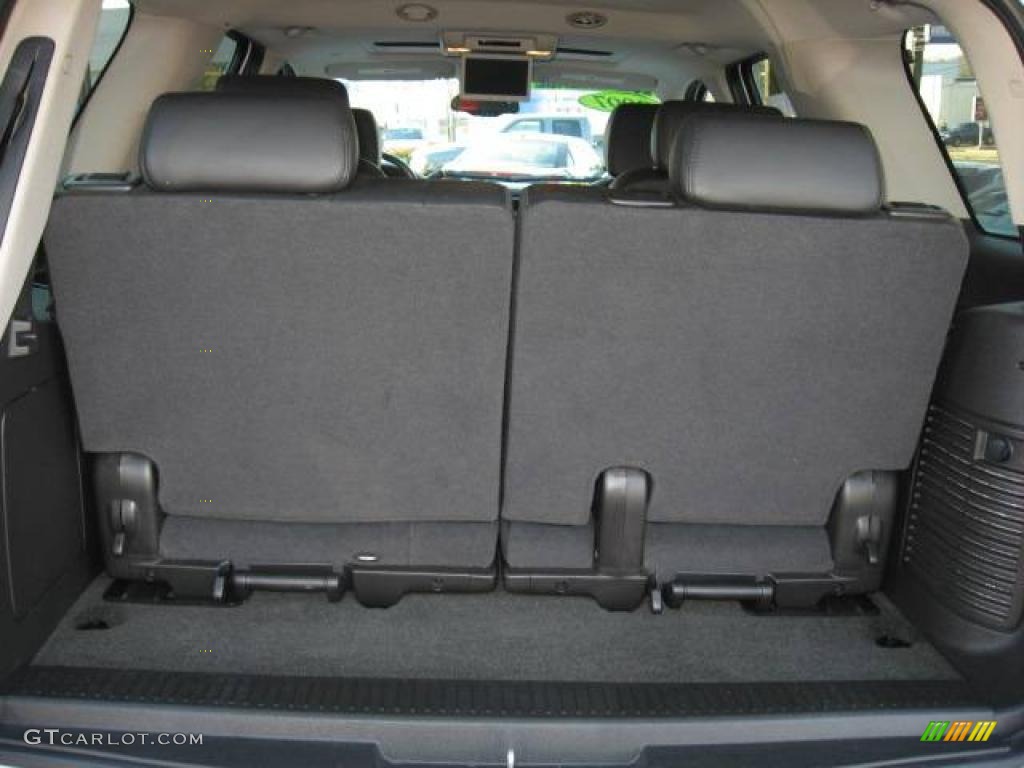 2007 Tahoe Z71 4x4 - Summit White / Light Titanium/Ebony photo #37