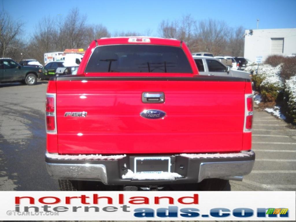 2011 F150 XLT SuperCab 4x4 - Race Red / Steel Gray photo #7