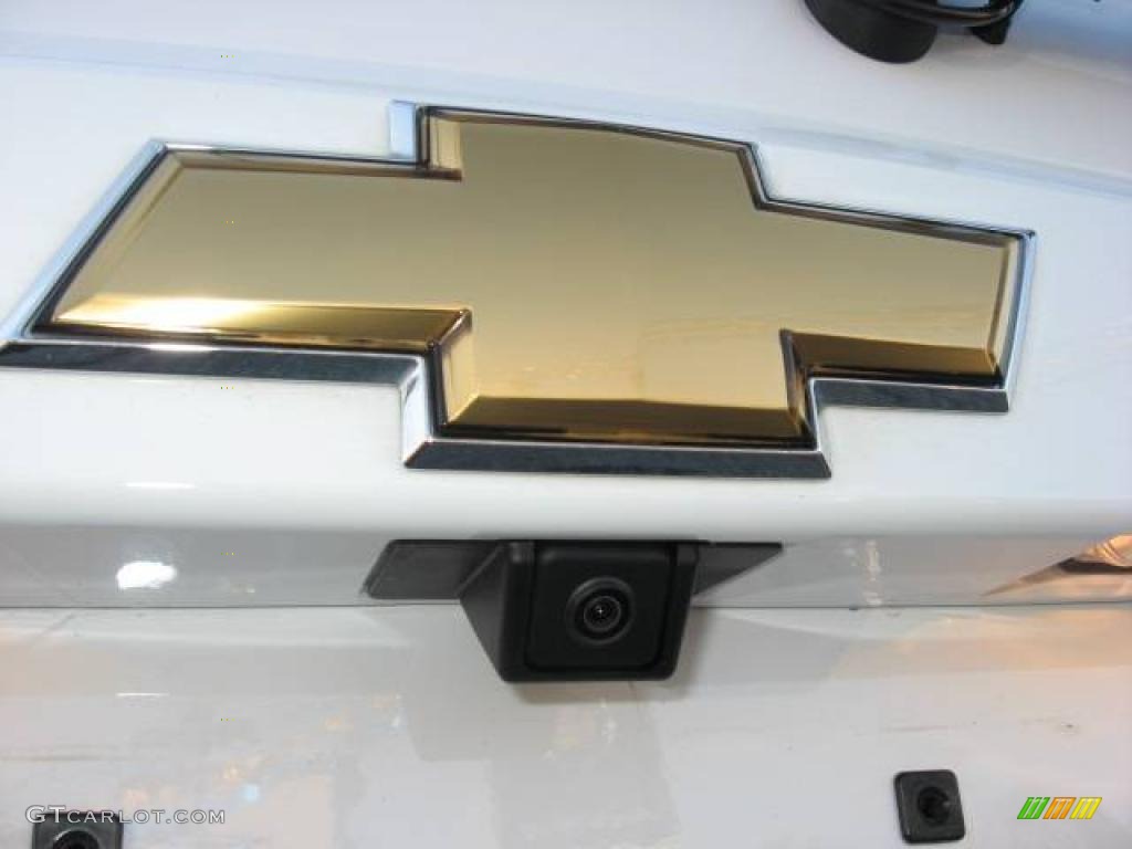 2007 Tahoe Z71 4x4 - Summit White / Light Titanium/Ebony photo #43