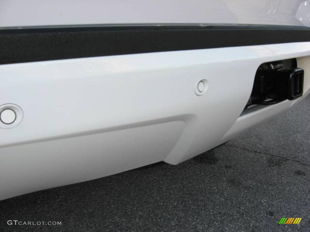 2007 Tahoe Z71 4x4 - Summit White / Light Titanium/Ebony photo #44
