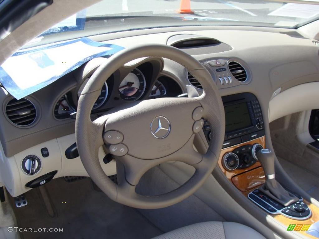 Stone Interior 2008 Mercedes-Benz SL 55 AMG Roadster Photo #46365533