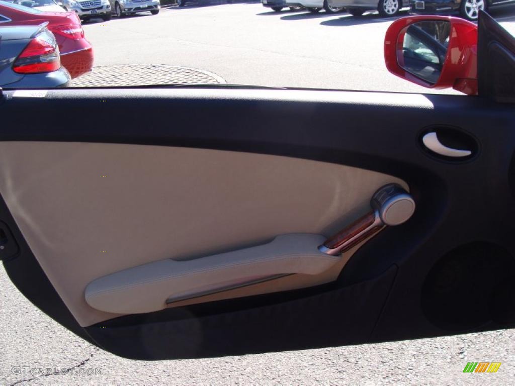 2009 Mercedes-Benz SLK 300 Roadster Black/Beige Door Panel Photo #46365896