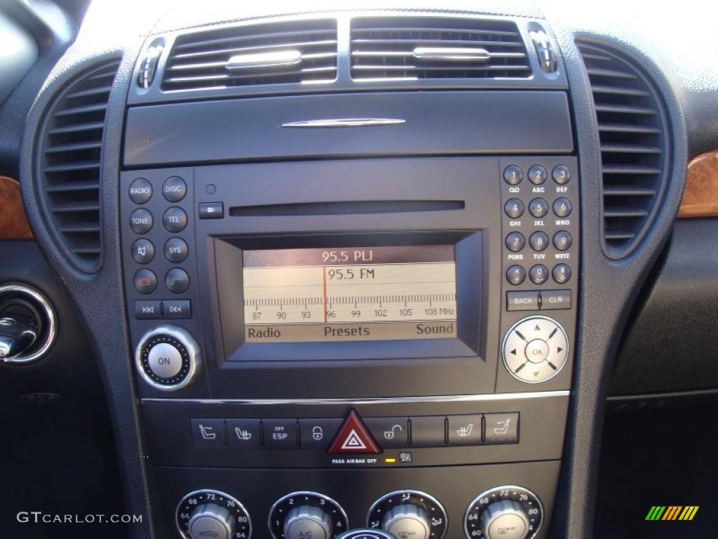 2009 Mercedes-Benz SLK 300 Roadster Controls Photo #46365920