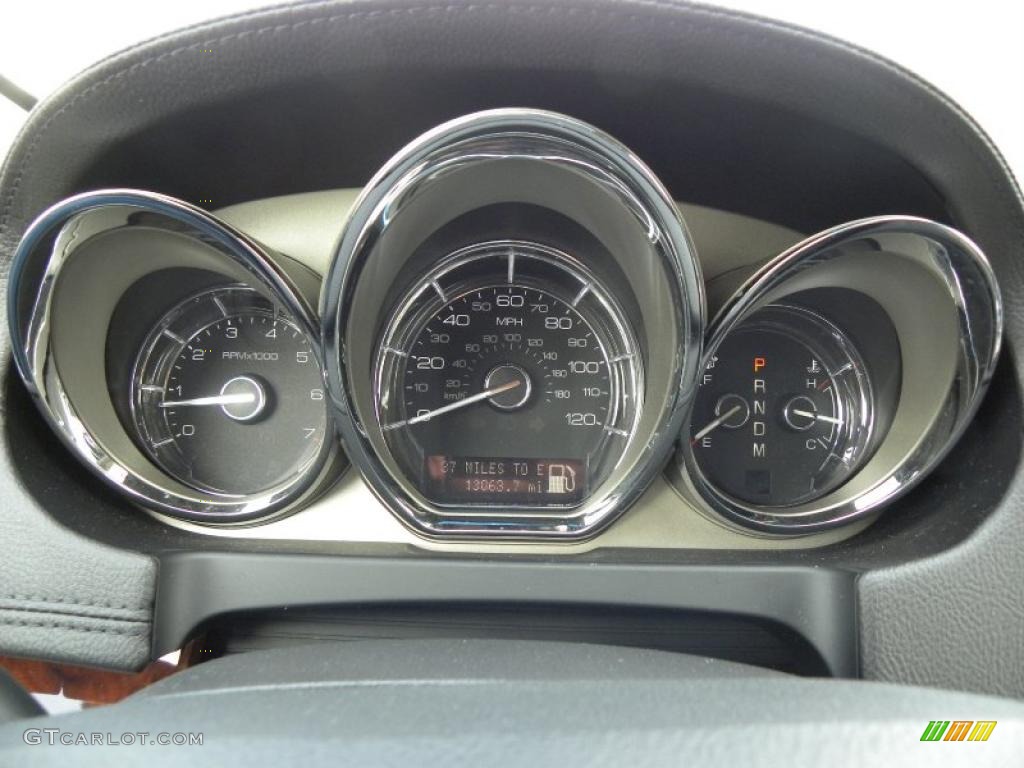 2010 Lincoln MKT FWD Gauges Photo #46367610