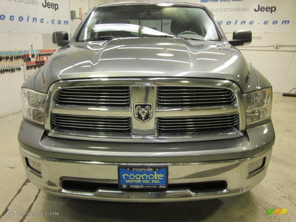 2011 Ram 1500 SLT Quad Cab 4x4 - Mineral Gray Metallic / Dark Slate Gray/Medium Graystone photo #18