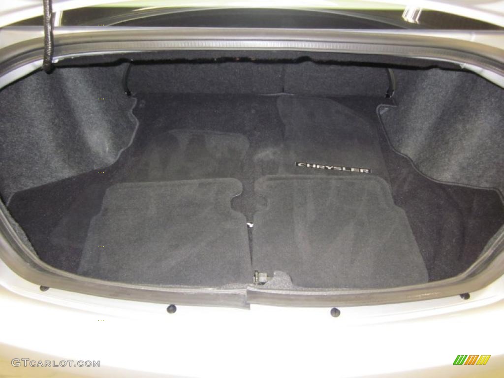 2010 Chrysler Sebring Limited Sedan Trunk Photo #46370697