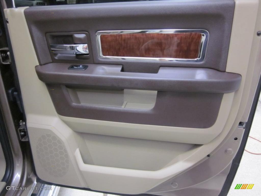 2010 Ram 1500 Laramie Crew Cab 4x4 - Austin Tan Pearl / Light Pebble Beige/Bark Brown photo #22