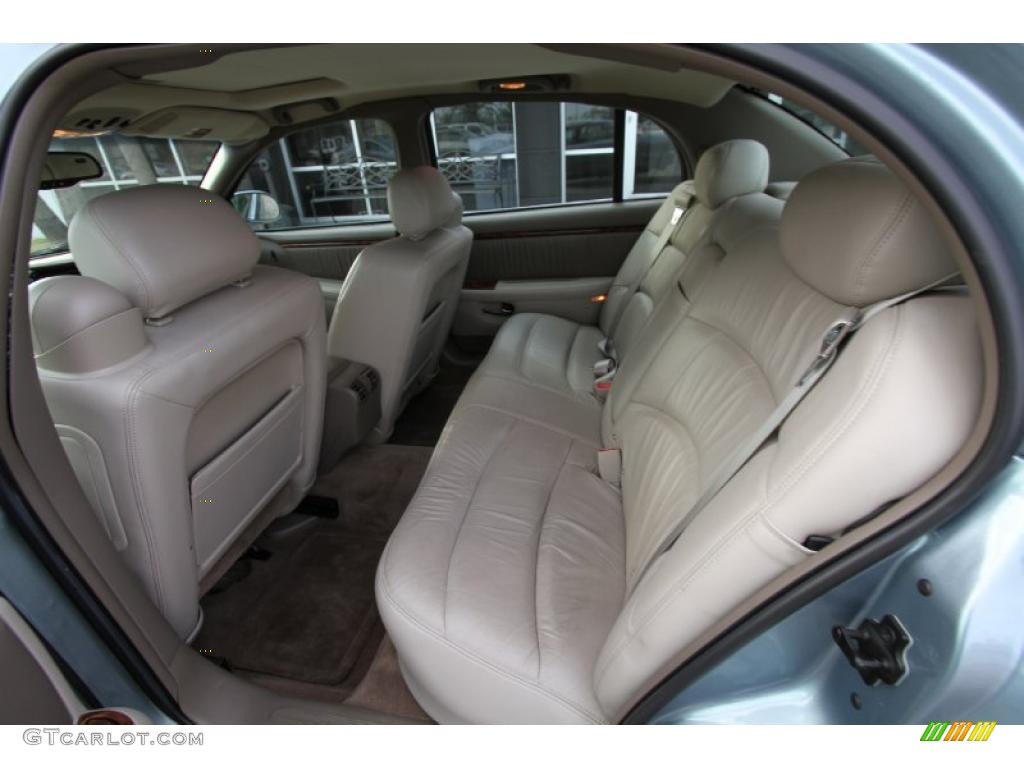 Taupe Interior 2003 Buick Park Avenue Ultra Photo #46373601