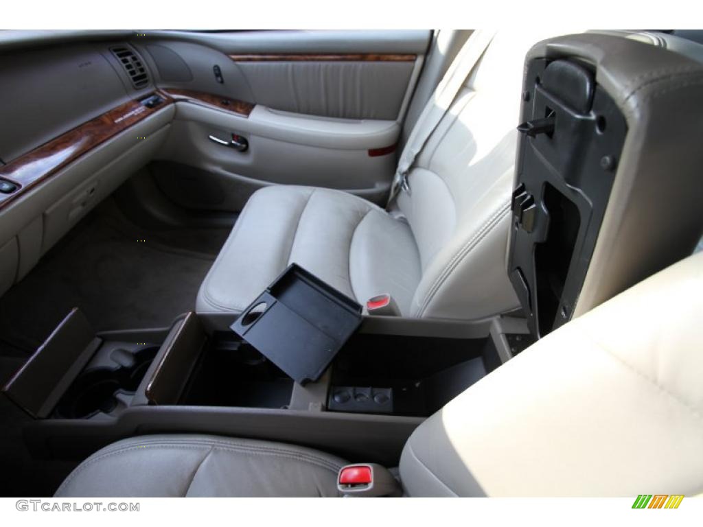 Taupe Interior 2003 Buick Park Avenue Ultra Photo #46373637