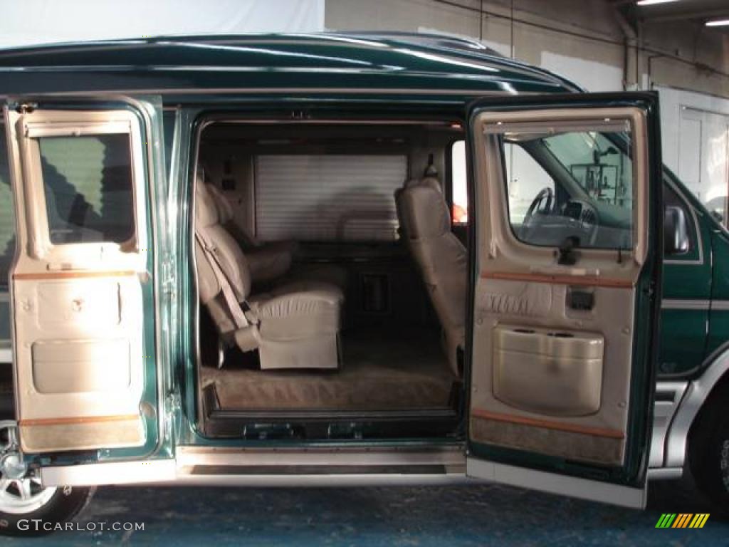 2000 E Series Van E250 Conversion - Deep Emerald Green Metallic / Medium Parchment photo #29