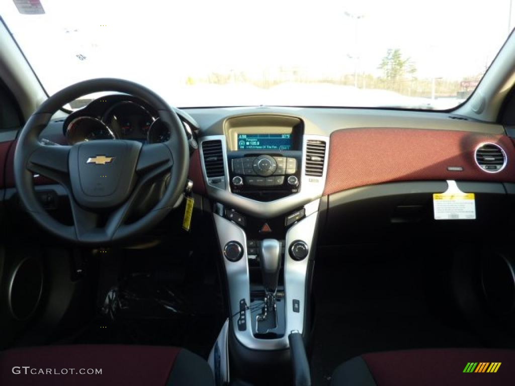 2011 Chevrolet Cruze LT/RS Jet Black/Sport Red Dashboard Photo #46378224