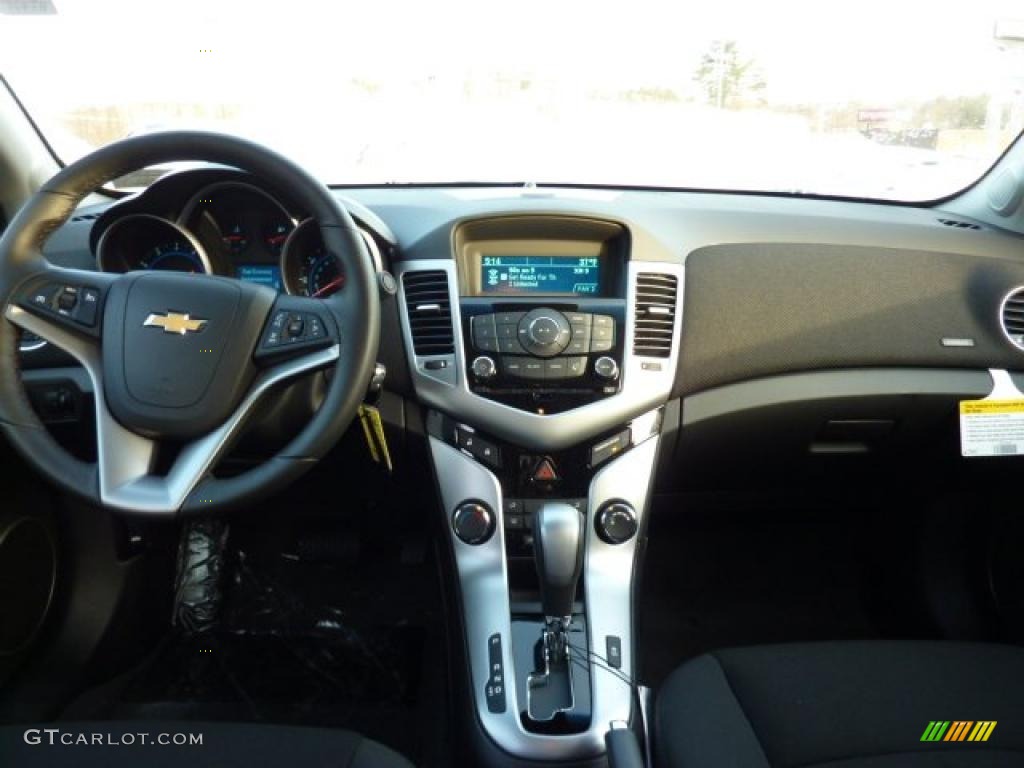 2011 Chevrolet Cruze ECO Jet Black Dashboard Photo #46378389