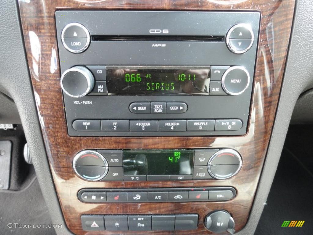 2008 Ford Taurus X Eddie Bauer Controls Photo #46378929