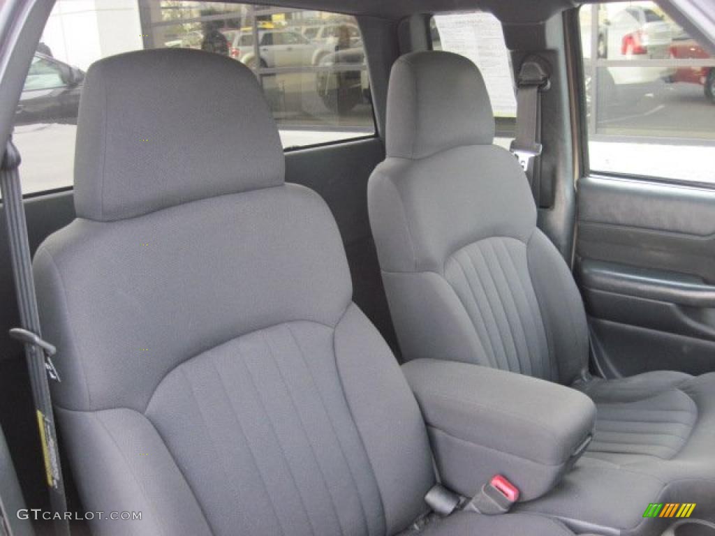 Graphite Interior 2003 Chevrolet S10 LS Extended Cab 4x4 Photo #46379163