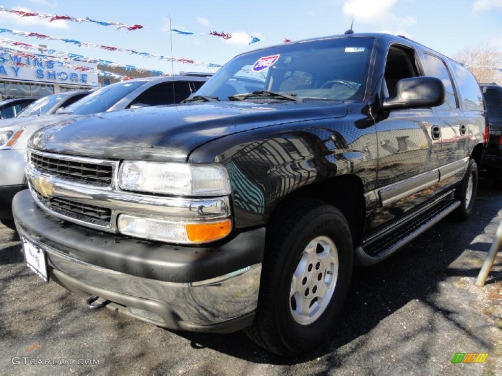 2005 Suburban 1500 LT 4x4 - Dark Gray Metallic / Gray/Dark Charcoal photo #1