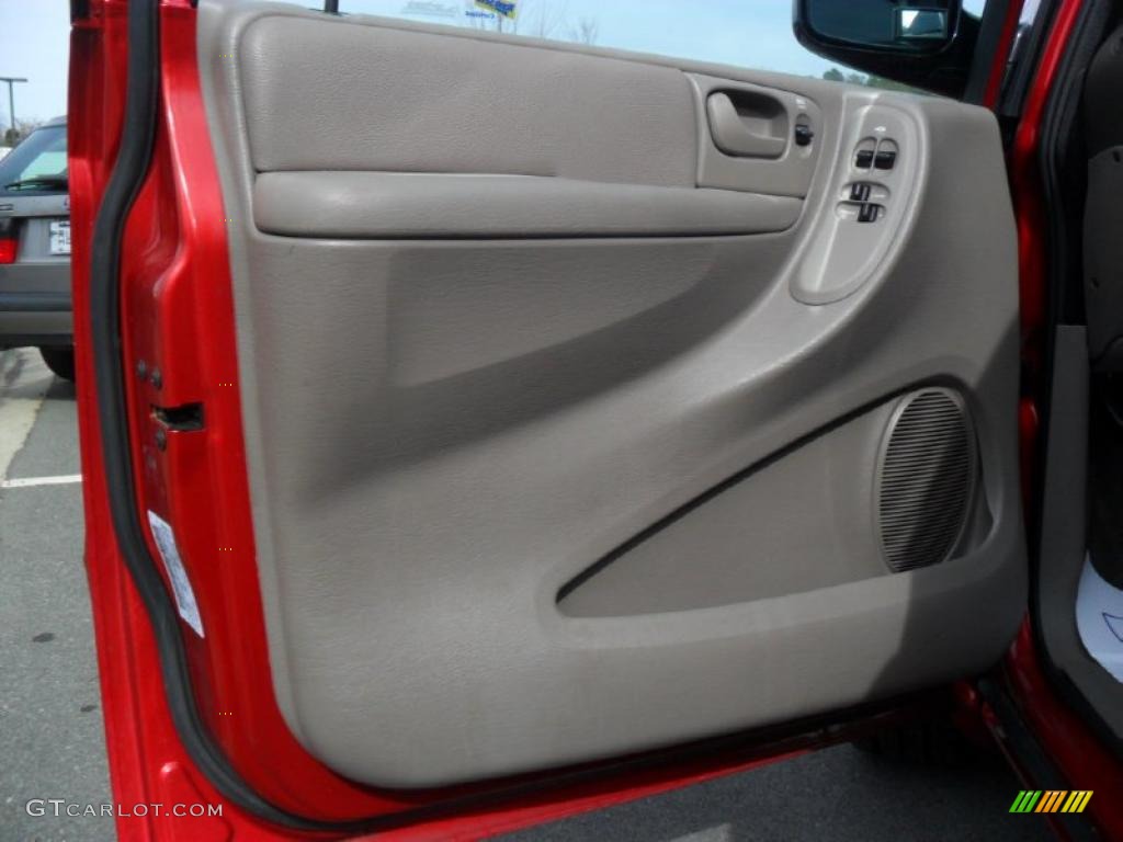 2002 Chrysler Town & Country EX Taupe Door Panel Photo #46380150