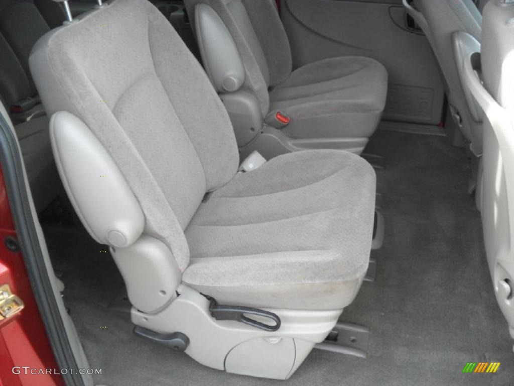 Taupe Interior 2002 Chrysler Town & Country EX Photo #46380234