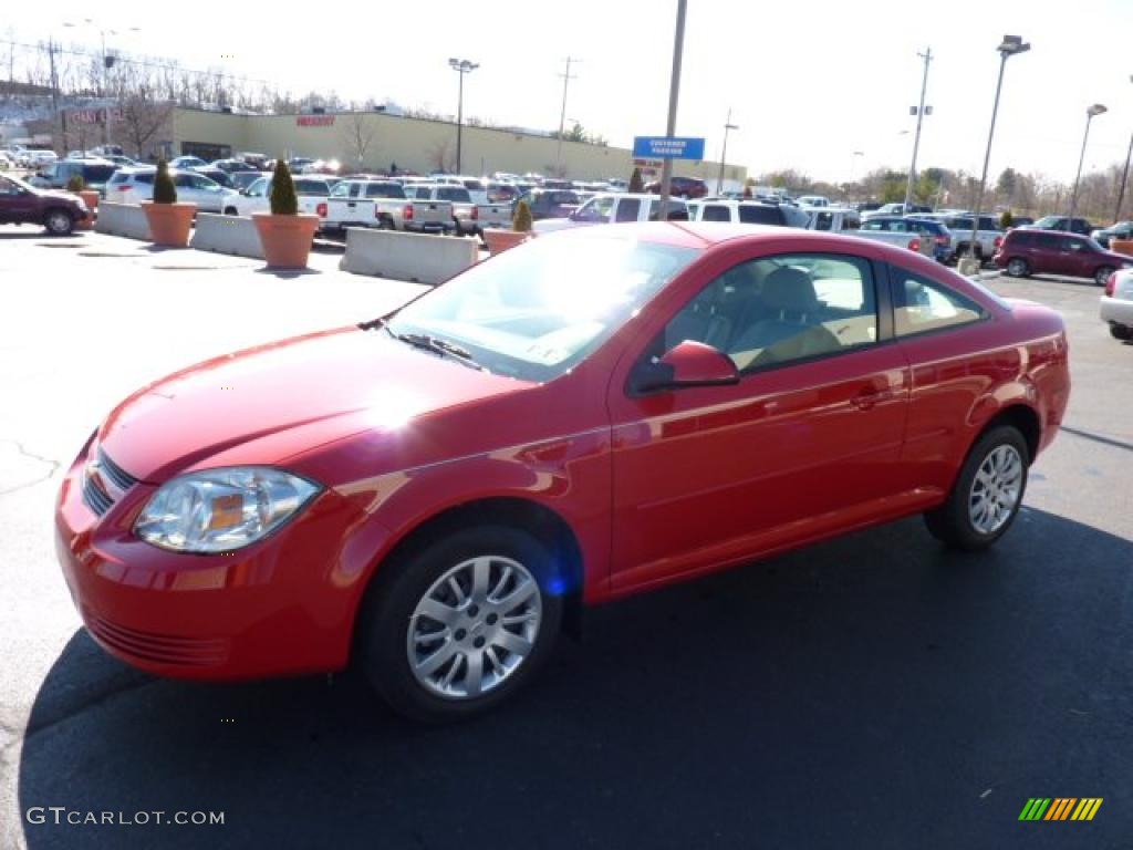 2010 Cobalt LS Coupe - Victory Red / Gray photo #3