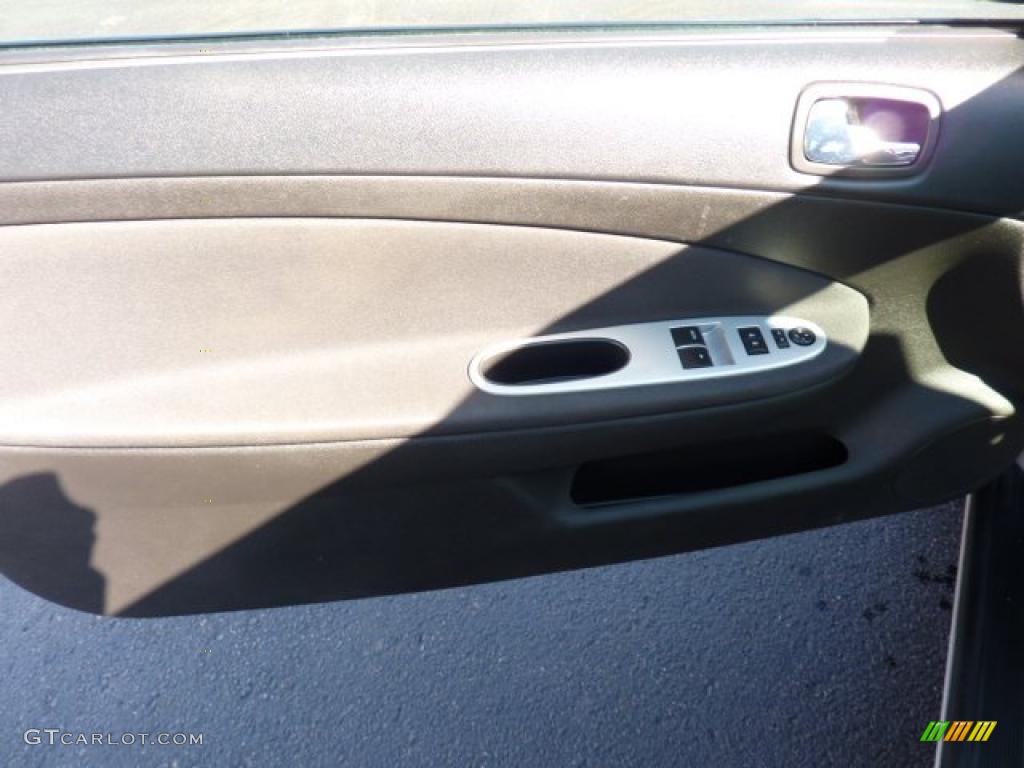 2007 Cobalt LT Coupe - Ultra Silver Metallic / Ebony photo #14