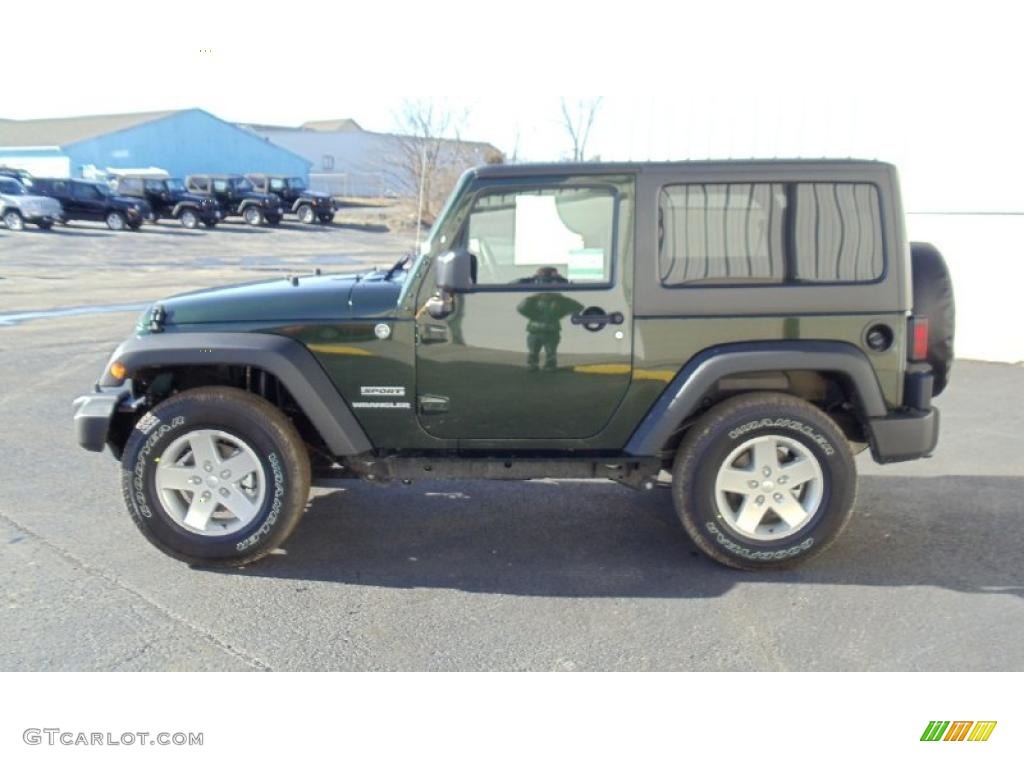 2011 Wrangler Sport S 4x4 - Natural Green Pearl / Black photo #8