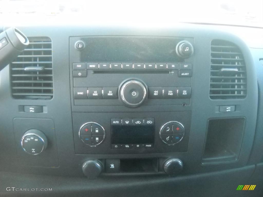 2010 Sierra 1500 SLE Crew Cab 4x4 - Stealth Gray Metallic / Ebony photo #17