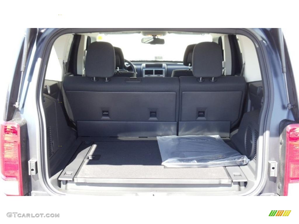 2011 Dodge Nitro Heat 4.0 4x4 Trunk Photo #46383420