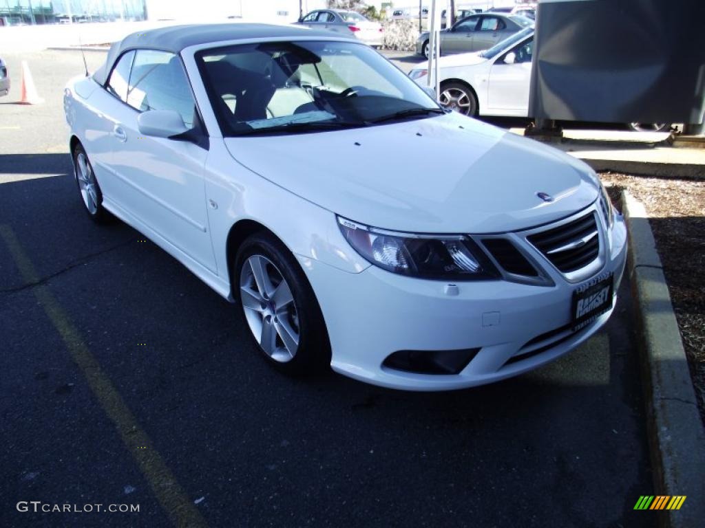 2009 9-3 2.0T Convertible - Arctic White / Black photo #1