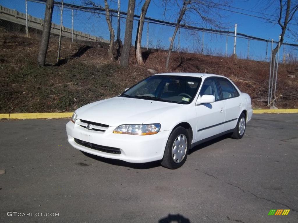 1998 Accord LX Sedan - Taffeta White / Quartz photo #2