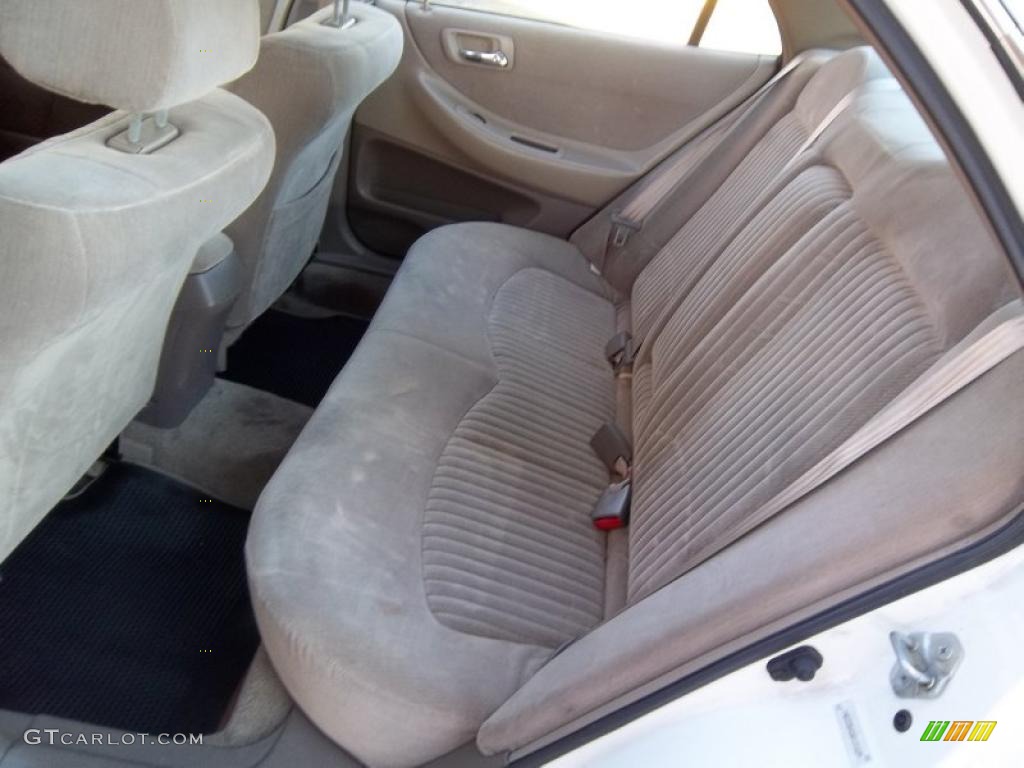 1998 Accord LX Sedan - Taffeta White / Quartz photo #9