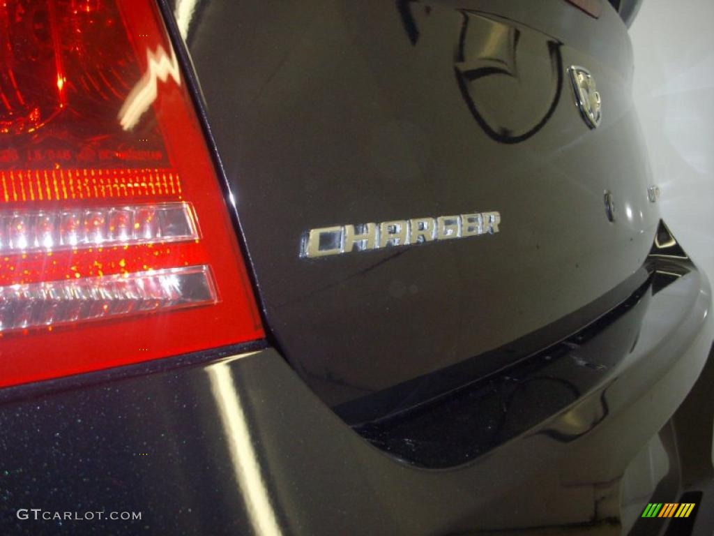 2007 Dodge Charger SRT-8 Marks and Logos Photo #46385613