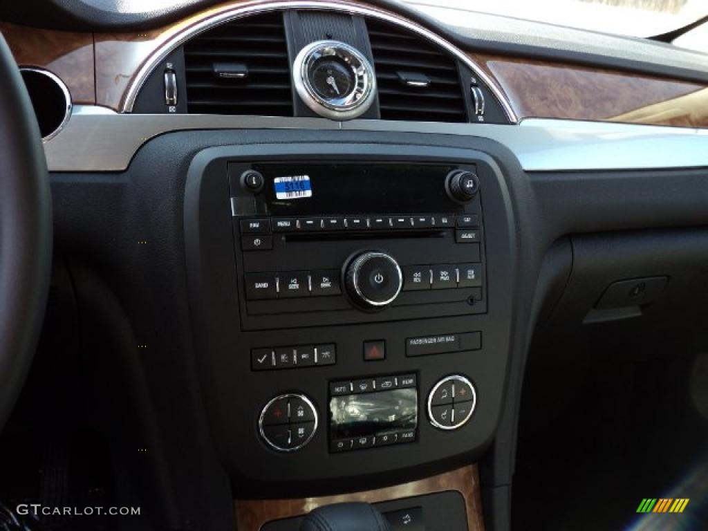 2011 Buick Enclave CX AWD Controls Photo #46386285