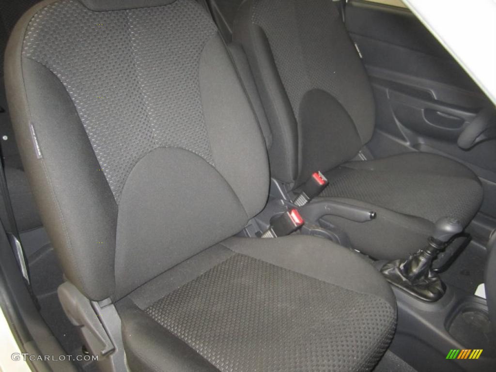 Black Interior 2011 Hyundai Accent GL 3 Door Photo #46387167