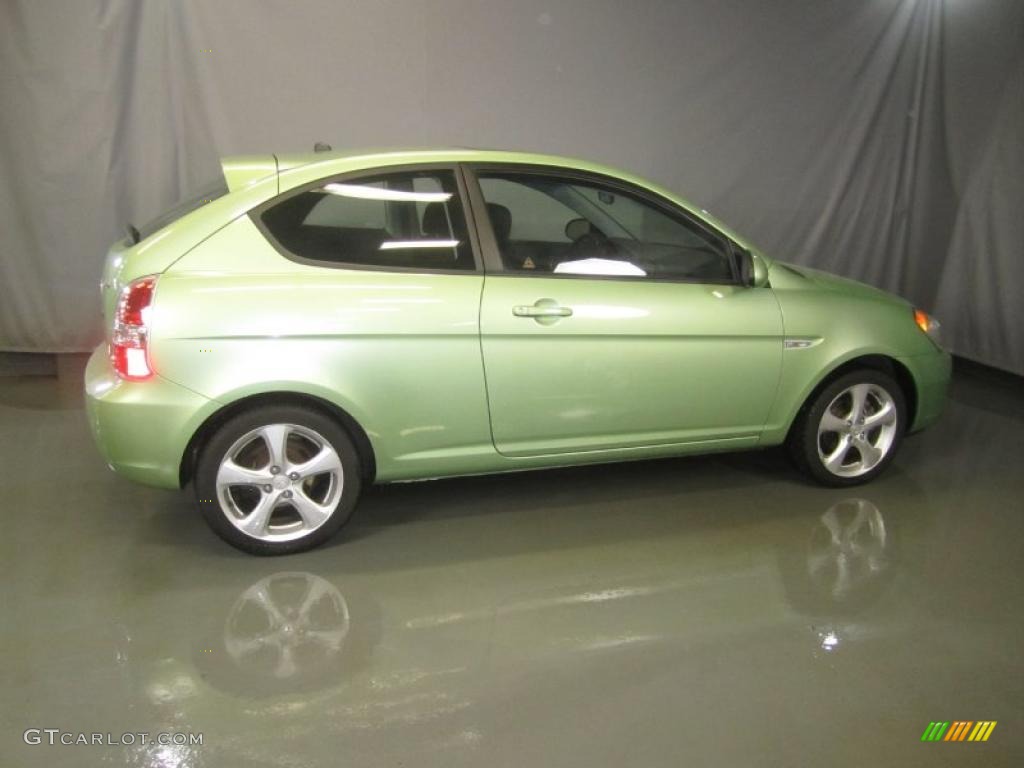 Apple Green 2007 Hyundai Accent SE Coupe Exterior Photo #46387321