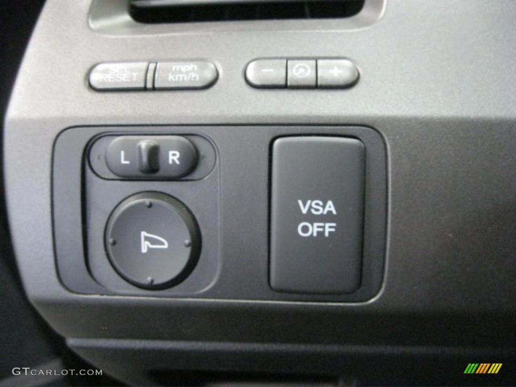 2008 Honda Civic Si Coupe Controls Photo #46389076