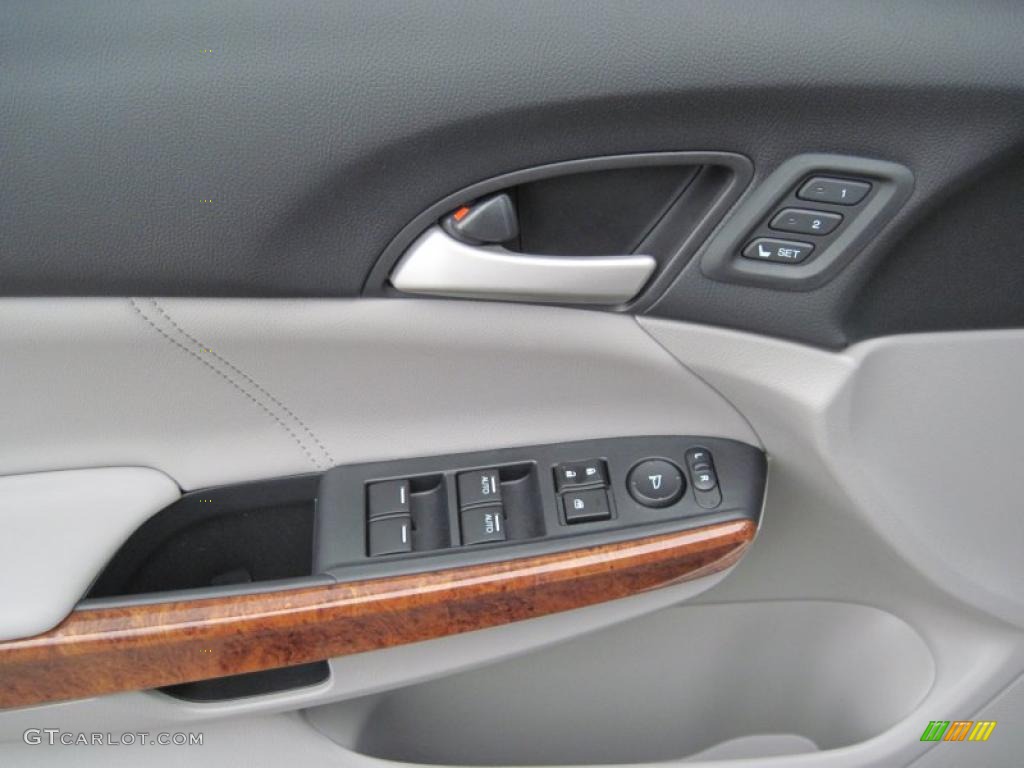 2011 Honda Accord EX-L V6 Sedan Controls Photo #46389553
