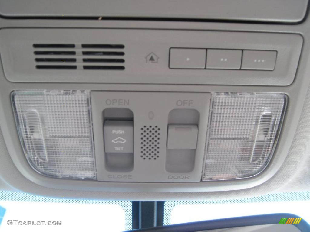 2011 Honda Accord EX-L V6 Sedan Controls Photo #46389610