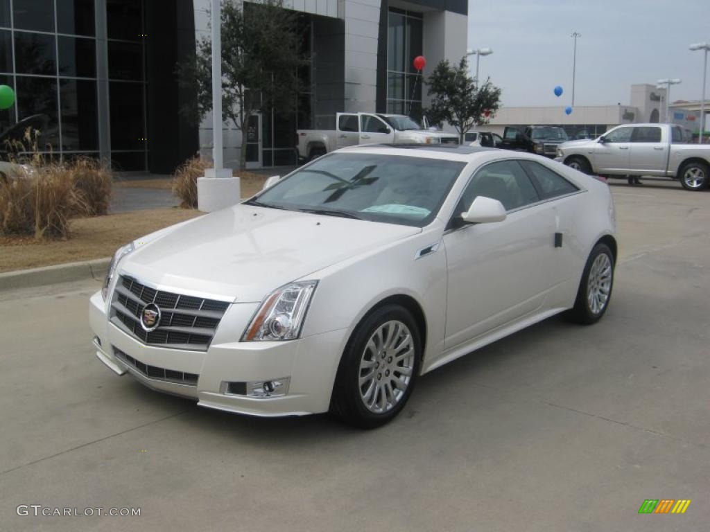 White Diamond Tricoat 2011 Cadillac CTS Coupe Exterior Photo #46391095