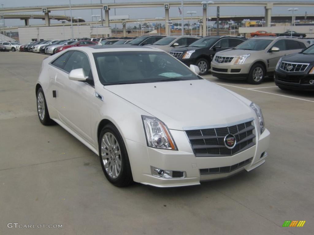 White Diamond Tricoat 2011 Cadillac CTS Coupe Exterior Photo #46391113