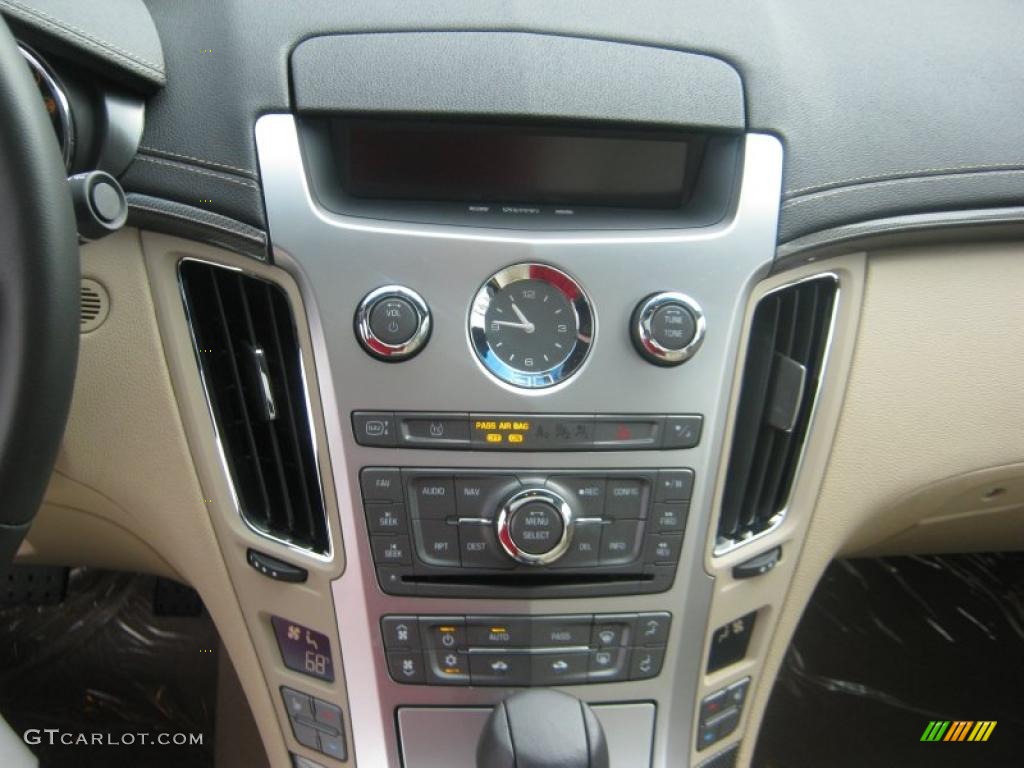 2011 Cadillac CTS Coupe Controls Photo #46391119