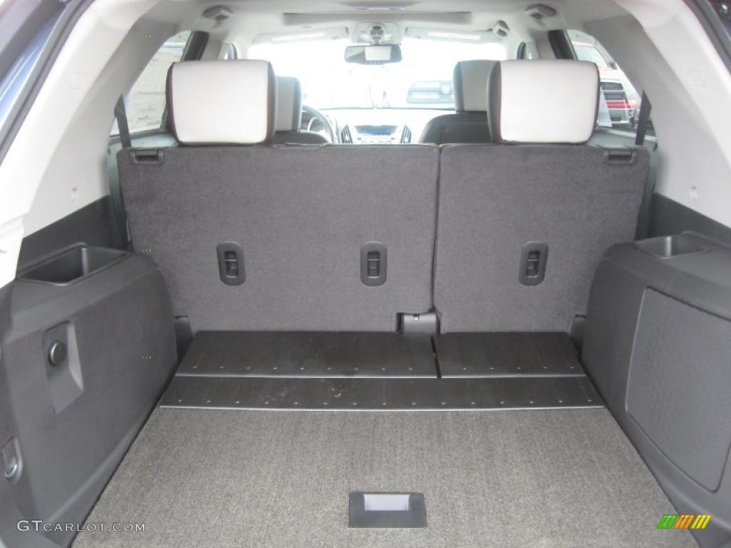 2011 Chevrolet Equinox LT Trunk Photo #46391636
