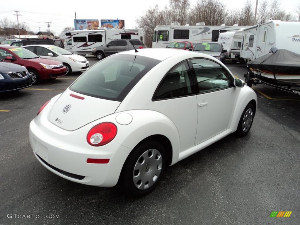 2010 New Beetle 2.5 Coupe - Candy White / Black photo #3