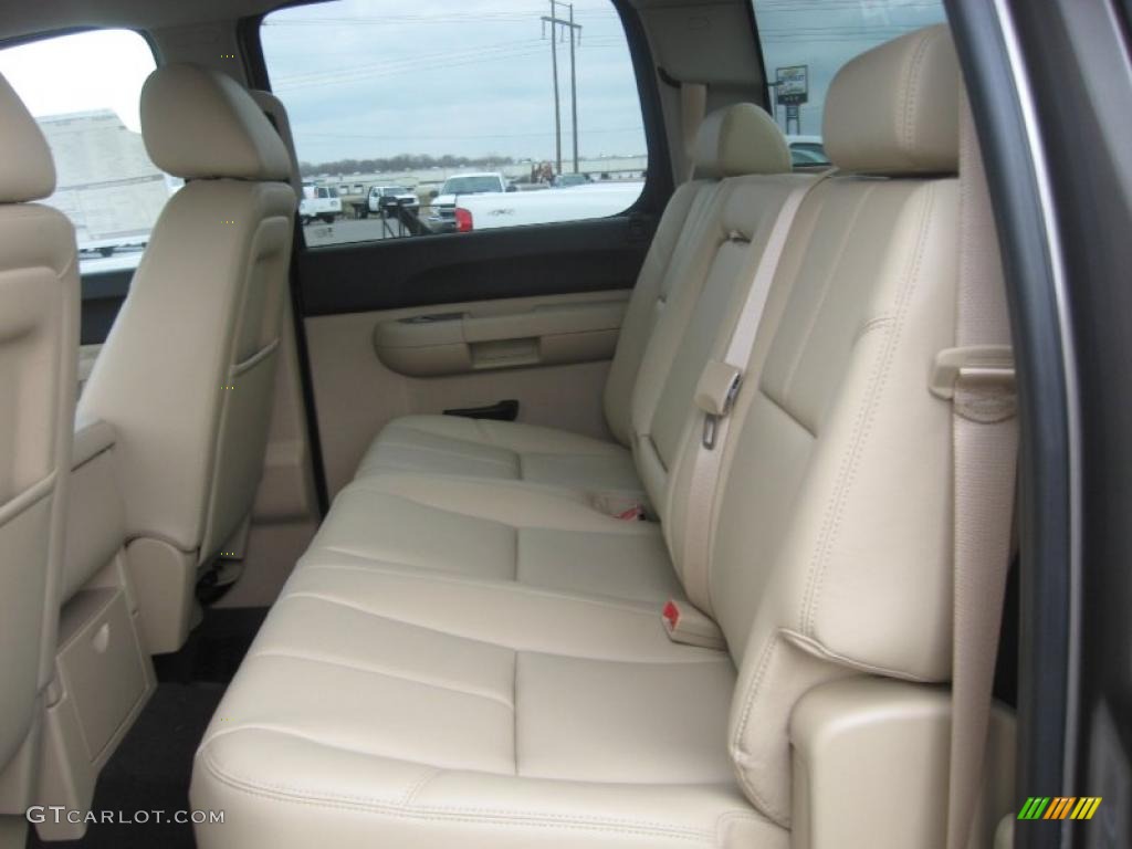 Light Cashmere/Ebony Interior 2011 Chevrolet Silverado 2500HD LT Crew Cab 4x4 Photo #46391945