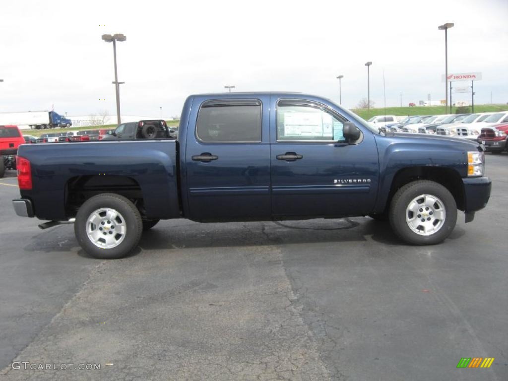 2011 Silverado 1500 LT Crew Cab - Imperial Blue Metallic / Light Titanium/Ebony photo #4