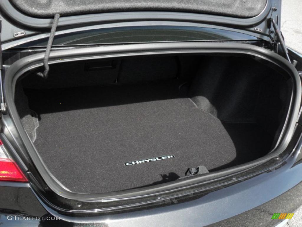 2011 Chrysler 200 Limited Trunk Photo #46393223