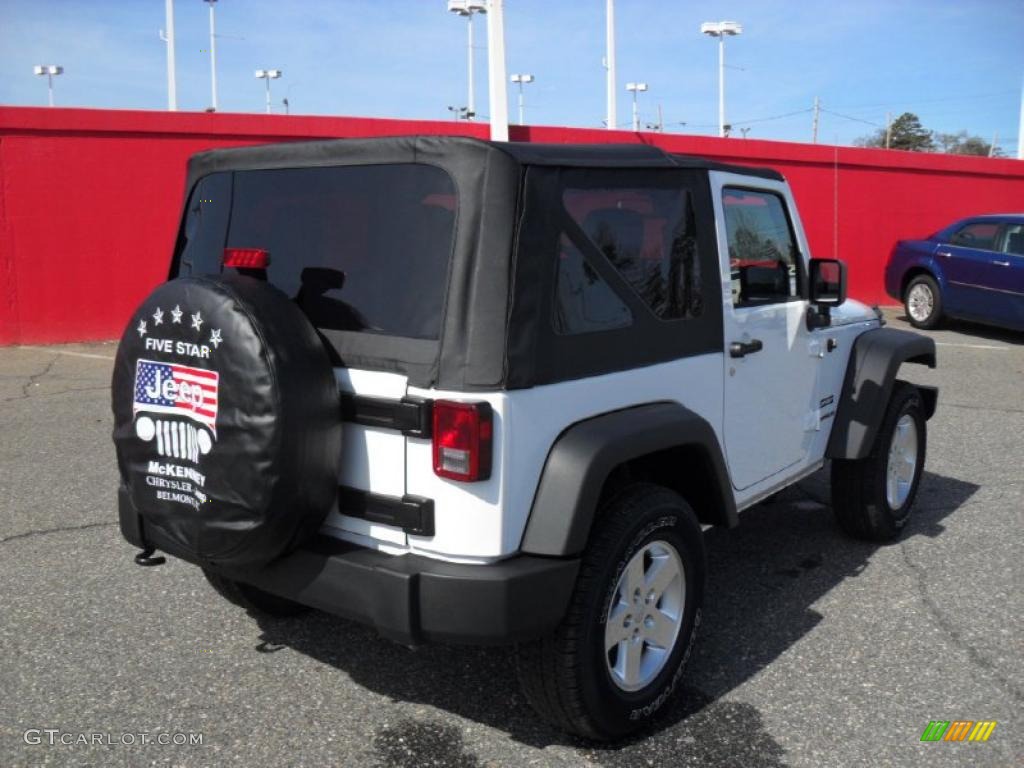 2011 Wrangler Sport S 4x4 - Bright White / Black photo #4