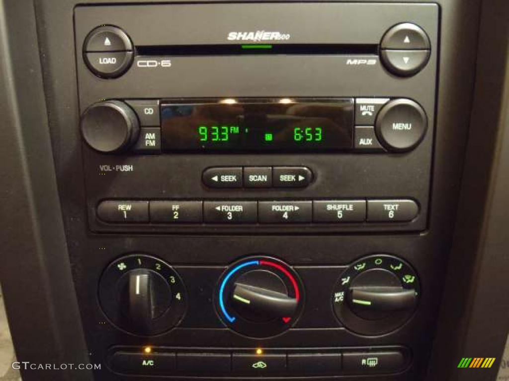 2006 Ford Mustang V6 Premium Convertible Controls Photo #46398213