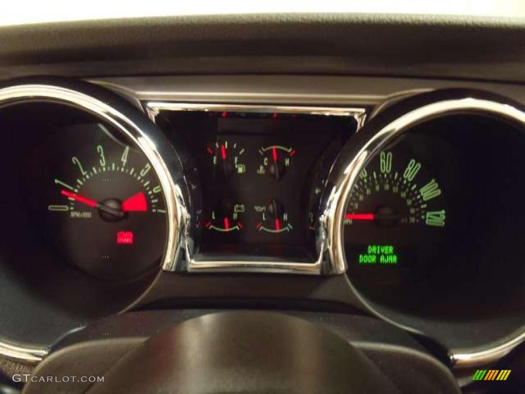 2006 Ford Mustang V6 Premium Convertible Gauges Photo #46398228