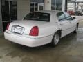 2001 White Pearl Tri Coat Lincoln Town Car Executive  photo #4