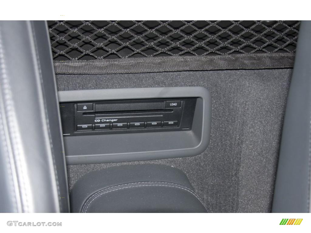 2008 Audi R8 4.2 FSI quattro Controls Photo #46398939