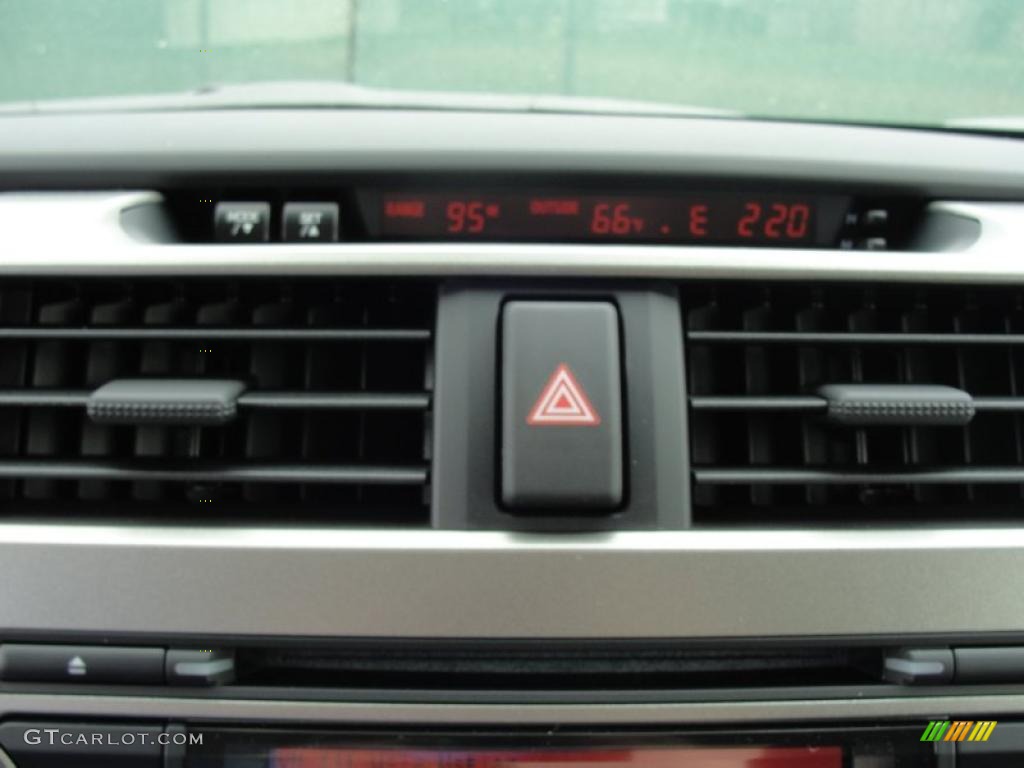 2011 4Runner SR5 - Blizzard White Pearl / Graphite photo #29